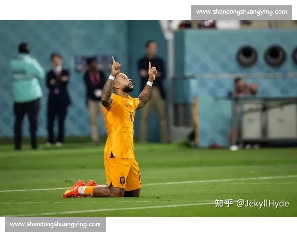 荷兰三比一击败美国晋级八强展现整体实力与战术执行力和效率优势