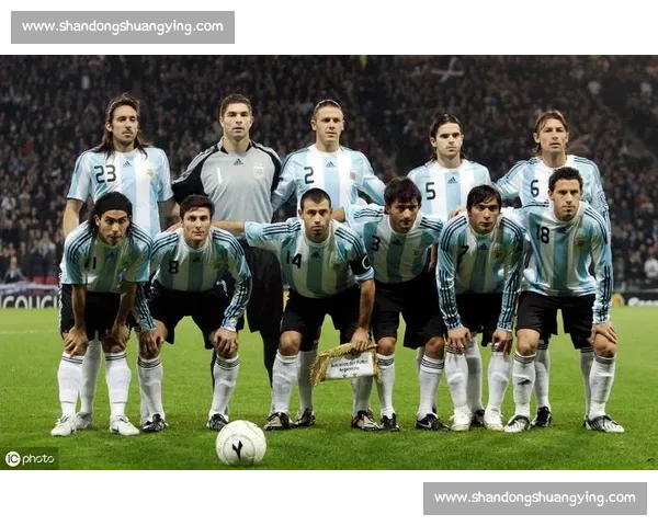 2017年巴西与阿根廷激战回顾 两强对决精彩瞬间与赛场风云