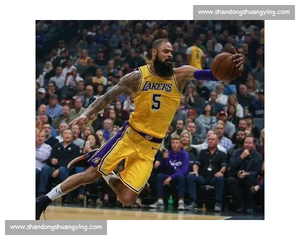 英格兰对阵斯洛文尼亚焦点之战谁能掌控比赛走向引发球迷热议与期待