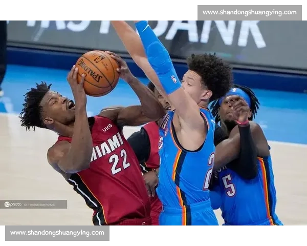 迈阿密热火对决俄克拉荷马雷霆精彩录像全场回顾与球星表现解析